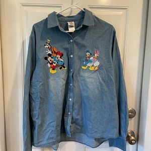 Super rare NWT Disney Chambray shirt.
